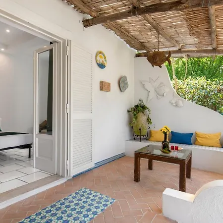 Gilu - De Vivo Realty Villa Massa Lubrense