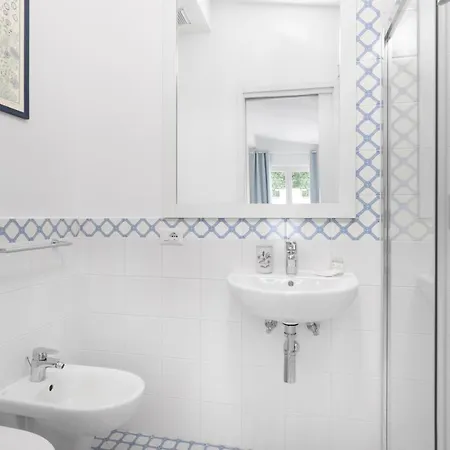 Gilu - De Vivo Realty Villa